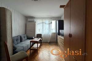 Izdajemo 1.5 stan kod Sarajevske, 35m2, Risanska